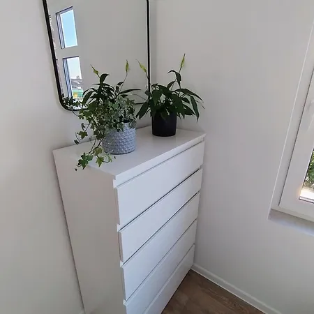 With Street Parking, 3d Floor, No Elevator Apartment