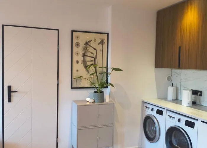 Sova Haus Chorzow, Katowice, Stadion Slaski, 24h Self Check-in, Free Parking, Shops 5 Min Walk, No Elevator-3rd Floor Διαμέρισμα *