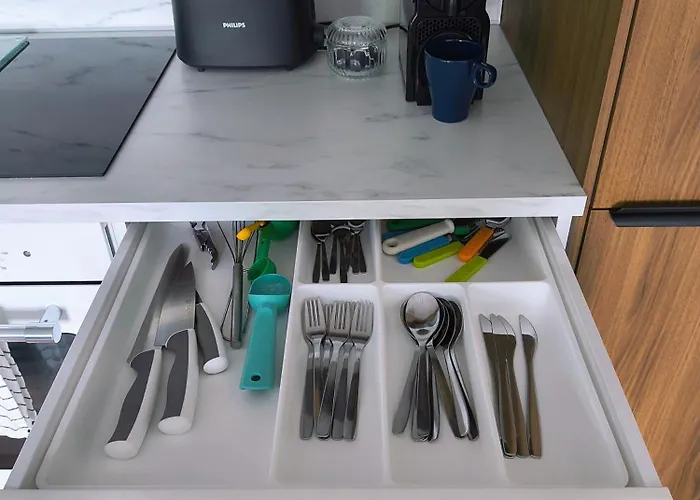 Sova Haus Chorzow, Katowice, Stadion Slaski, 24h Self Check-in, Free Parking, Shops 1 Min Walk, No Elevator-3rd Floor * Chorzów